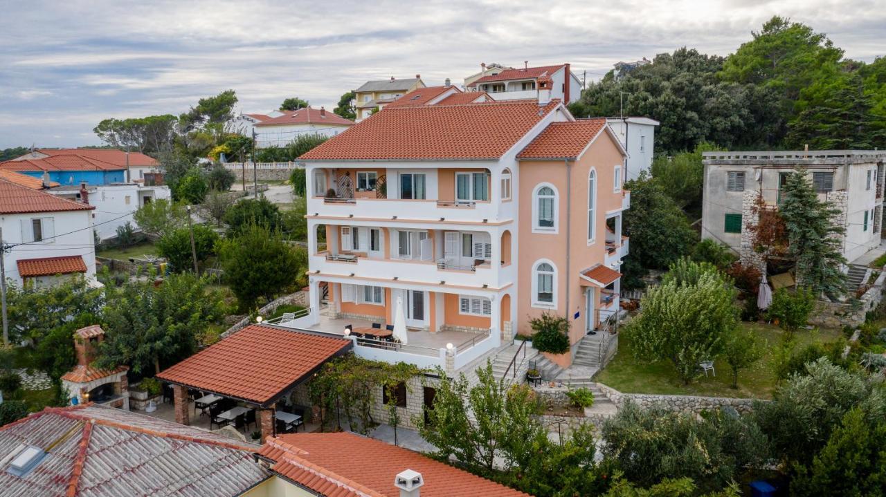 Apartments And Rooms Bolero Раб Екстер'єр фото