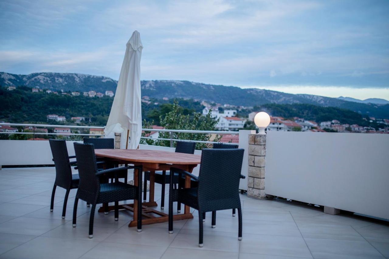 Apartments And Rooms Bolero Раб Екстер'єр фото