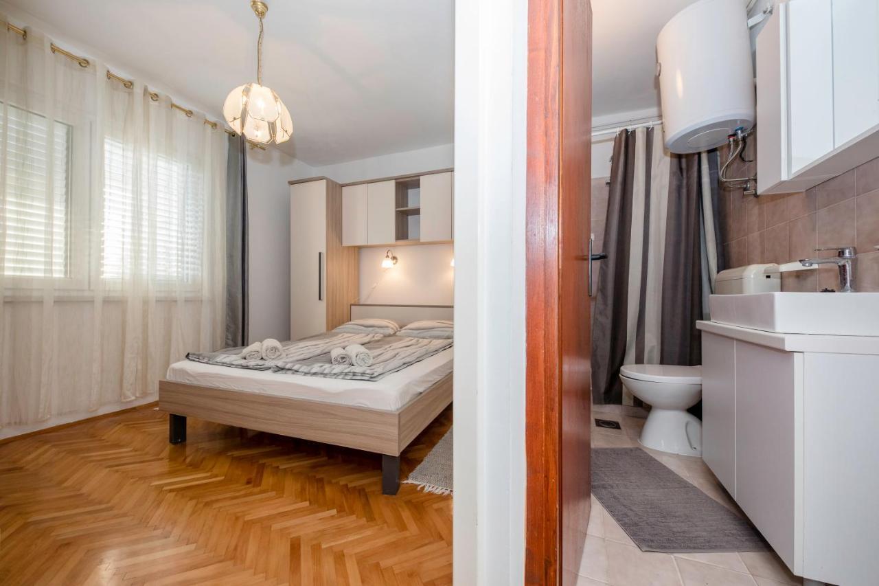 Apartments And Rooms Bolero Раб Екстер'єр фото