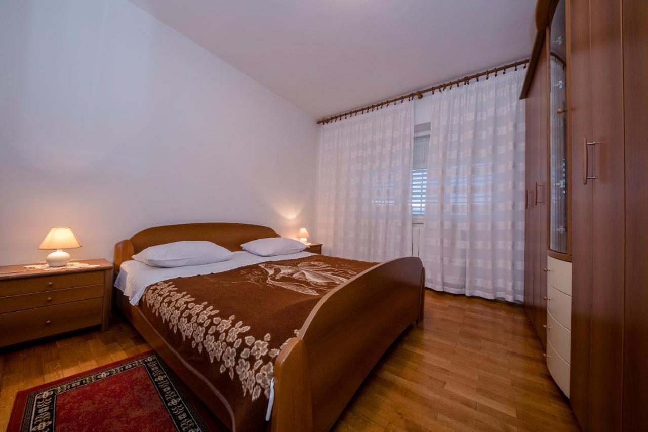 Apartments And Rooms Bolero Раб Екстер'єр фото