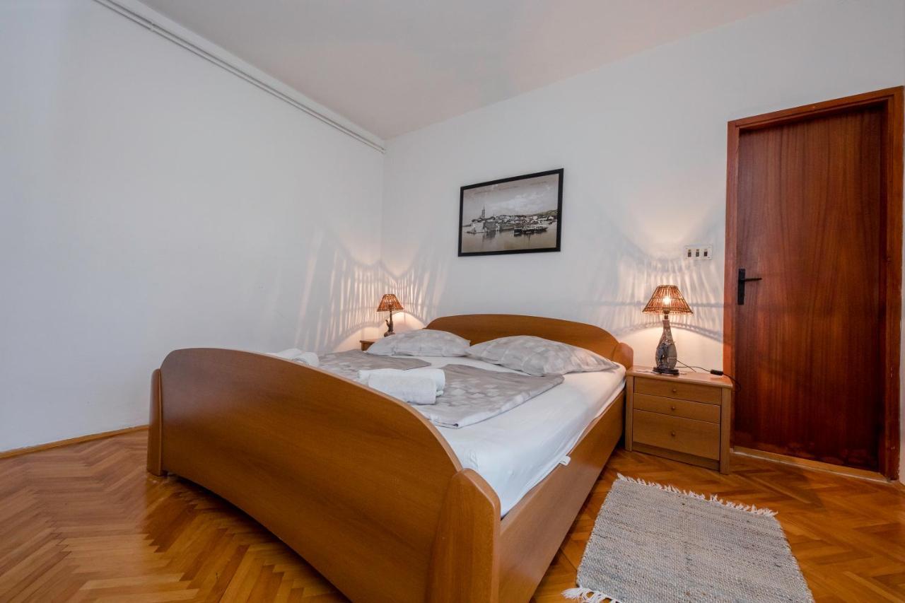 Apartments And Rooms Bolero Раб Екстер'єр фото